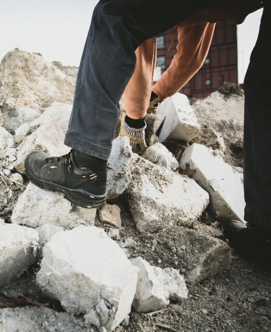 Keen Men's Dover 6" Waterproof (Carbon-Fiber Toe) | Magnet/Black 9 Keen Men's Dover 6" Waterproof (Carbon-Fiber Toe) | Magnet/Black - Image 7