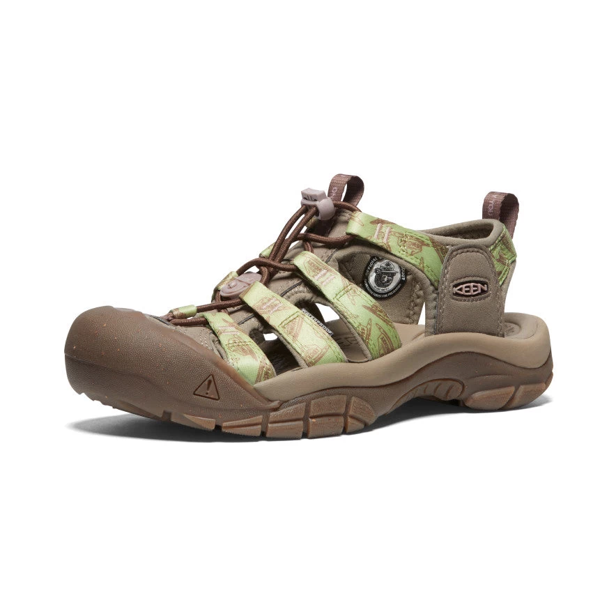 Keen Women's Newport Retro X Smokey Bear | Smokey Bear/Tarragon 6 Keen Women's Newport Retro X Smokey Bear | Smokey Bear/Tarragon - Image 4