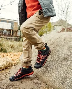 Keen Big Kids' Chandler 2 CNX Sneaker | Black/Red Carpet -Keen KidsChandler2Lifestyle2 83075942 a737 4444 9715 398794a8e5e9