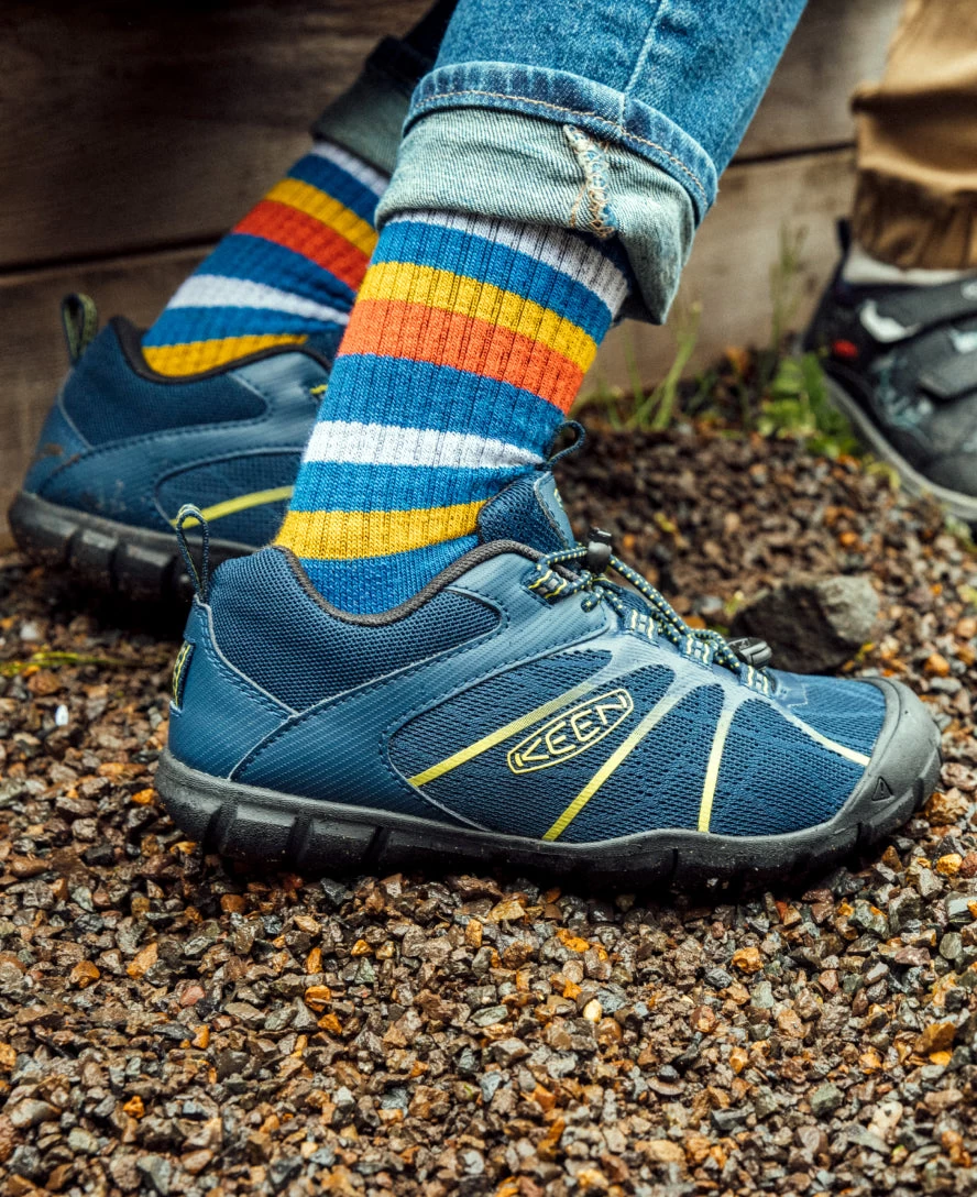 Keen Big Kids' Chandler 2 CNX Sneaker | Festival Fuchsia/Ibis Rose 11 Keen Big Kids' Chandler 2 CNX Sneaker | Festival Fuchsia/Ibis Rose - Image 9