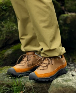 Men's Ouray Hiking Shoe X Hiker's Depot | Toasted Coconut/Keen Maple 18 Men's Ouray Hiking Shoe X Hiker's Depot | Toasted Coconut/Keen Maple -Keen Lifestyle2Mens