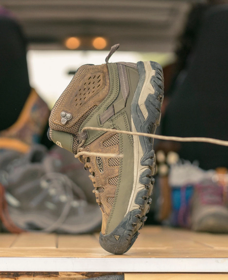 Keen Men's Targhee Vent Mid | Olivia/Bungee Cord 9 Keen Men's Targhee Vent Mid | Olivia/Bungee Cord - Image 7
