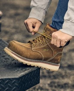 Keen Women's Cincinnati 6" Waterproof Boot (Carbon-Fiber Toe) | Belgian/Sandshell -Keen SDD 505 PDP Cincinnati 1023224 Left Image