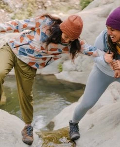 Keen Women's Circadia Waterproof Shoe | Syrup/North Atlantic -Keen WCircadia WideLifestylePDPSingleRight 662321e6 59e5 46be 94de 70ab8830876a