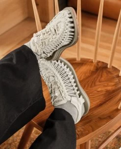 Keen Women's UNEEK Sneaker | Sea Moss/Tangerine -Keen WUNEEKOGLifestylePDPLeft 1