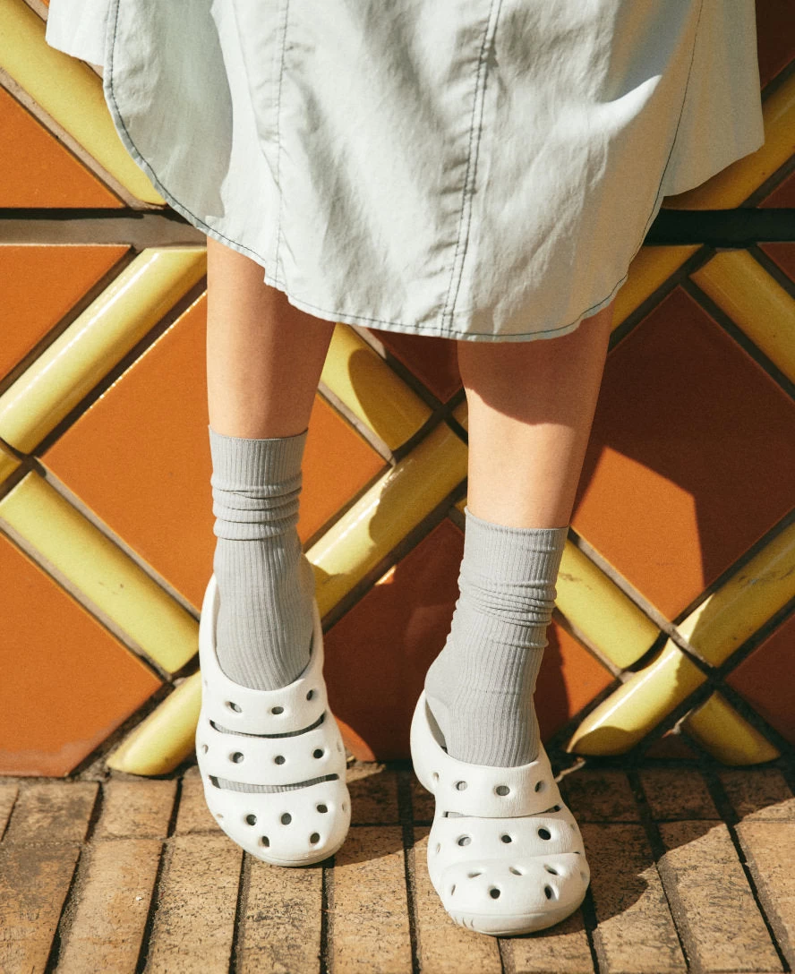 Keen Women's Yogui Clog | Safari/Silver Birch 9 Keen Women's Yogui Clog | Safari/Silver Birch - Image 7