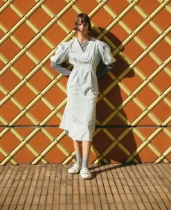 Keen Women's Yogui Clog | Safari/Silver Birch 17 Keen Women's Yogui Clog | Safari/Silver Birch -Keen WYoguiLifestylePDPSingleRight 48c69784 9759 4a5a 987a c2b4c23d1ee2